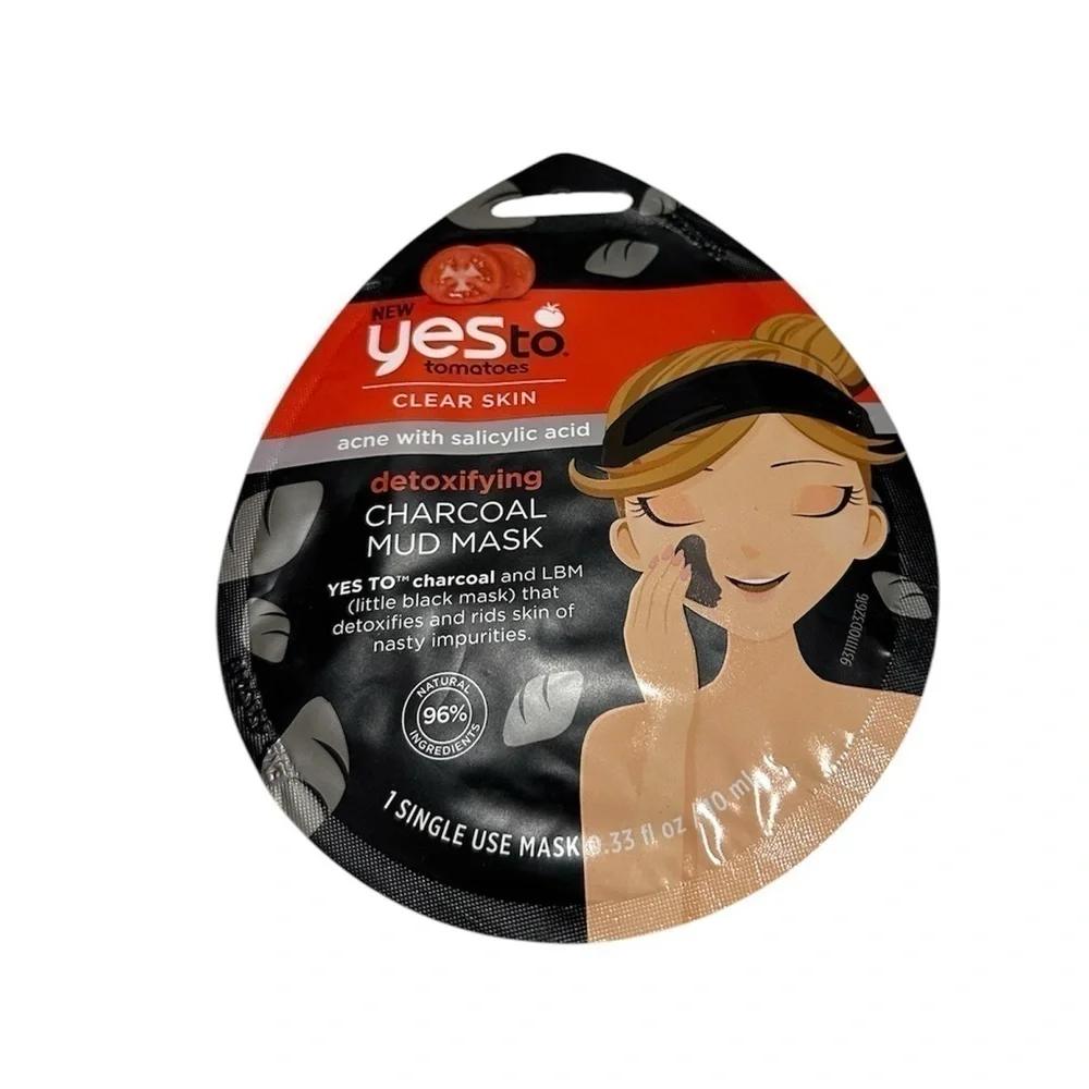 YesTo Pack of 5 Face Masks- Clay and charcoal - Acne Clearer
